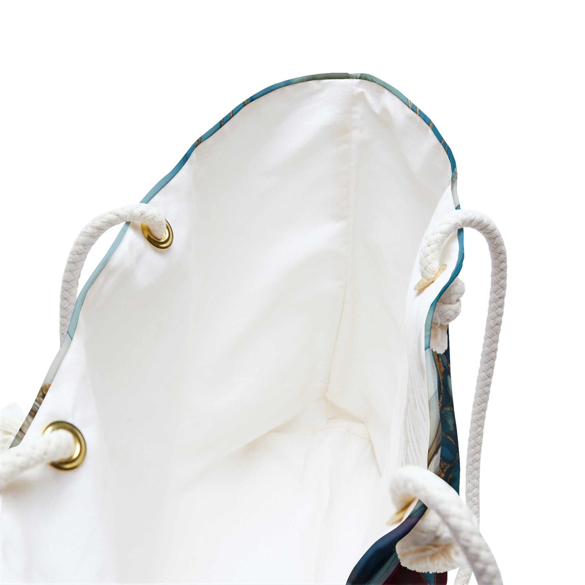 Open spacious weekender bag with cream interior lining and rope handles