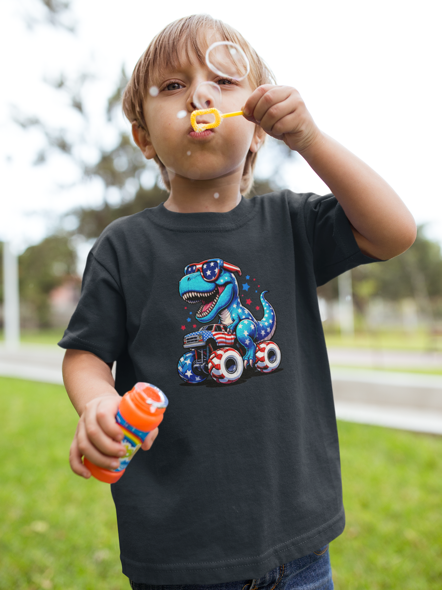 Patriotic Dino Monster Truck Kids’ T-Shirt – USA Stars & Stripes T-Rex Tee